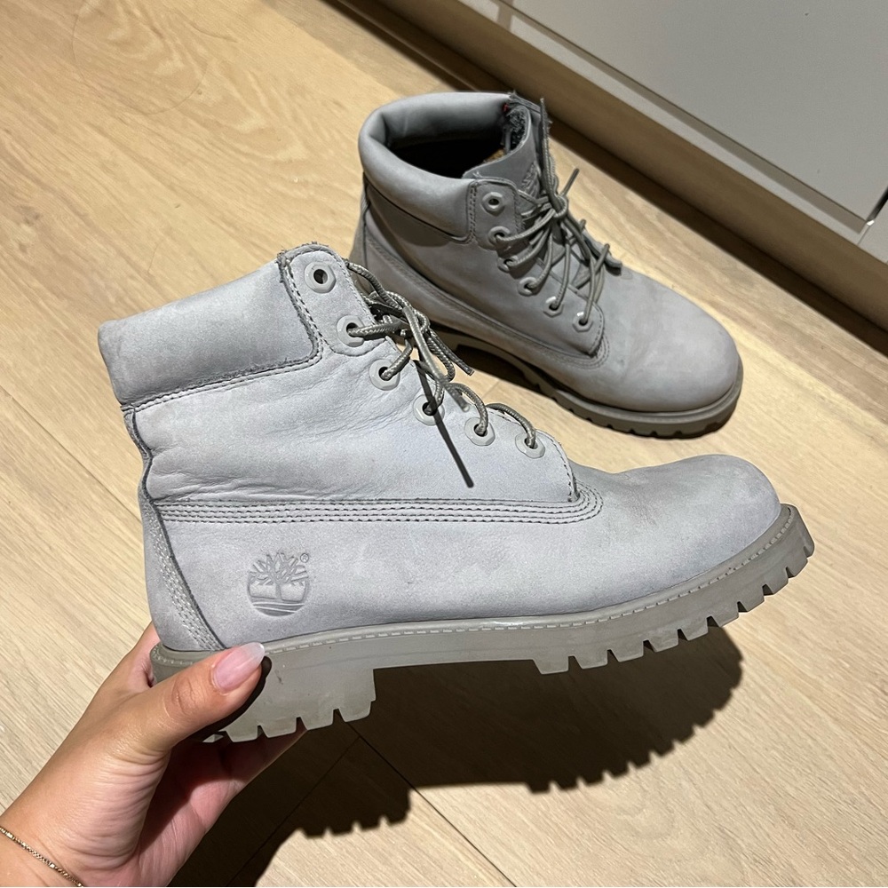 Women Grey Timberlands